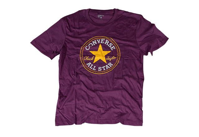 Мужская футболка converse (конверс) GL CORE CHK PATCH CREW T фиолетовая